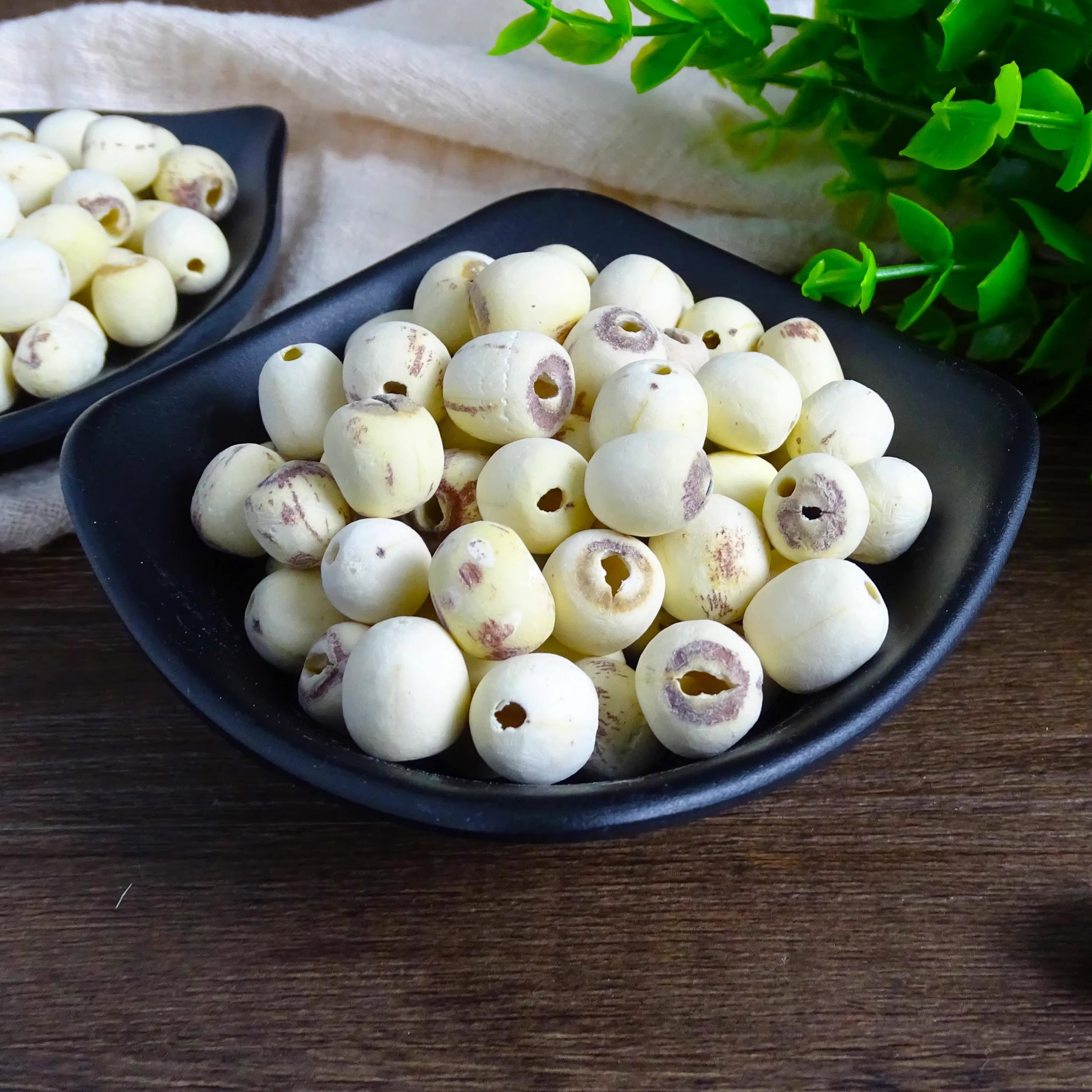 Hạt Sen Sấy Khô Thơm Ngon - Ảnh 3